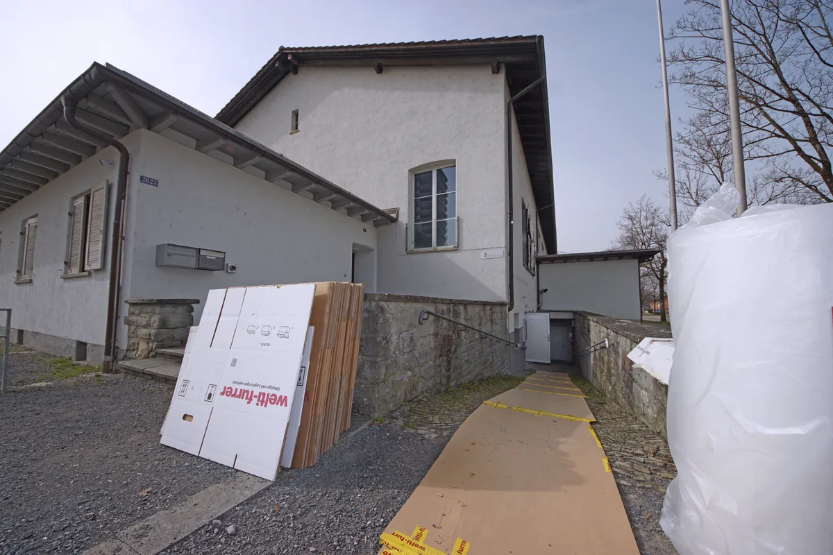 Paul Kläui Bibliothek Uster  zieht um in die Käserei Roth.